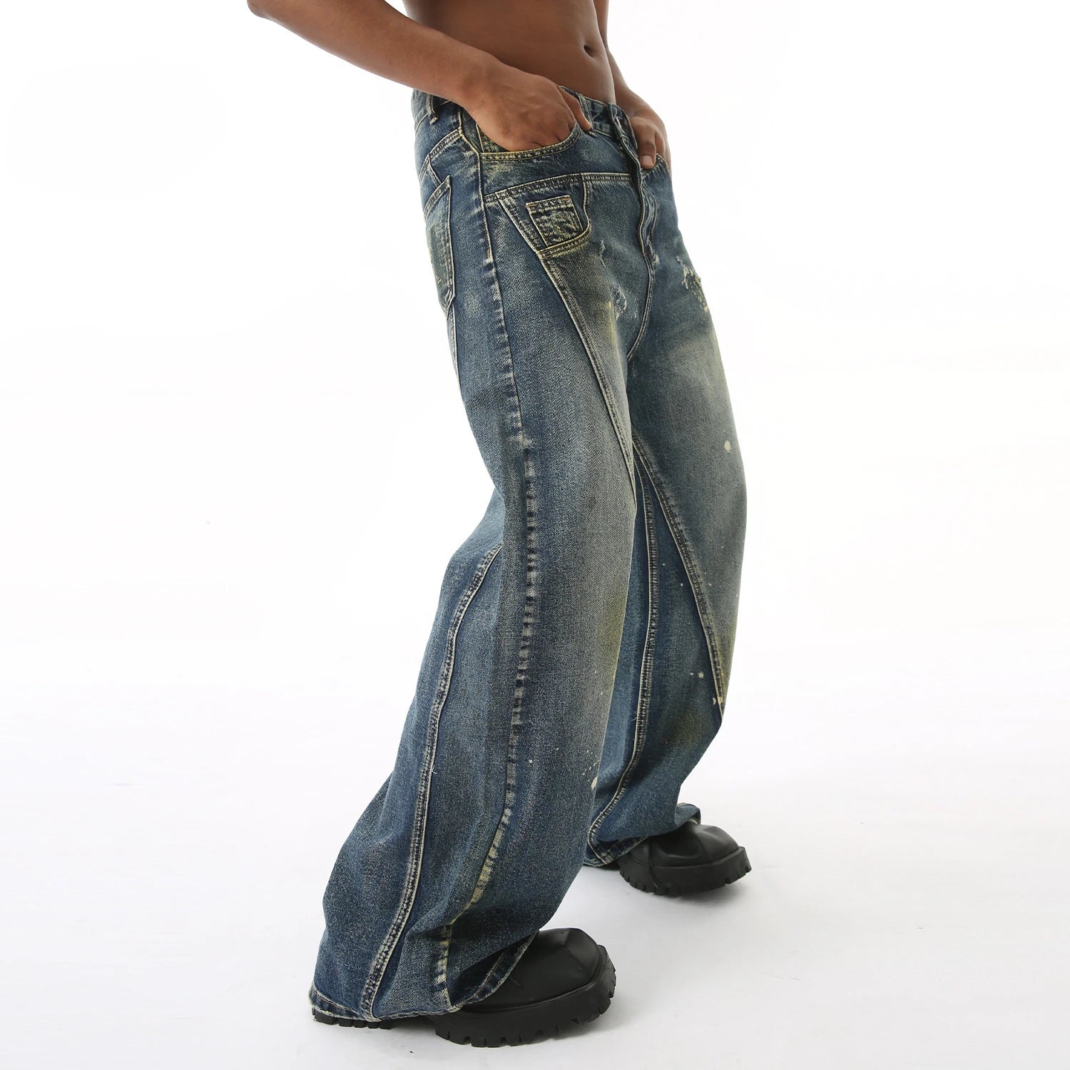 Three-dimensional Cutting Wide Leg Jeans.